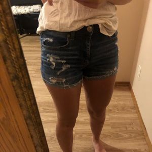 American Eagle distressed stretchy jean shorts